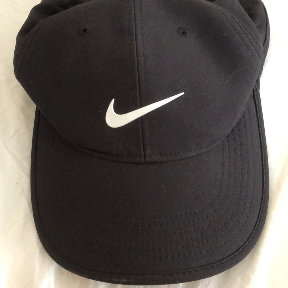 Nike golf hat
